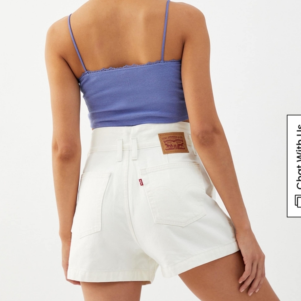 NWT Levi's * High Rise Mom Shorts White Size 30 - Picture 3 of 6